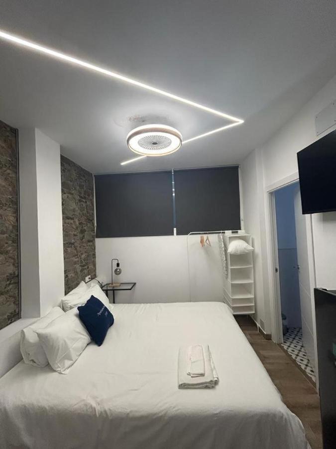 Apartamentos Rocablanca Benidorm Oda fotoğraf